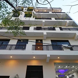 *** Hotel Airlift At Delhi Airport Inde
